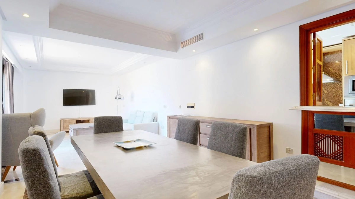 7-aa4cc561180b369757c0bb4af9886cd3