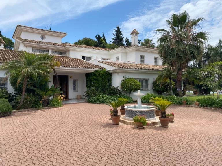 R4941982 | Detached Villa in Guadalmina Baja – € 6,000,000 – 8 beds, 8 baths