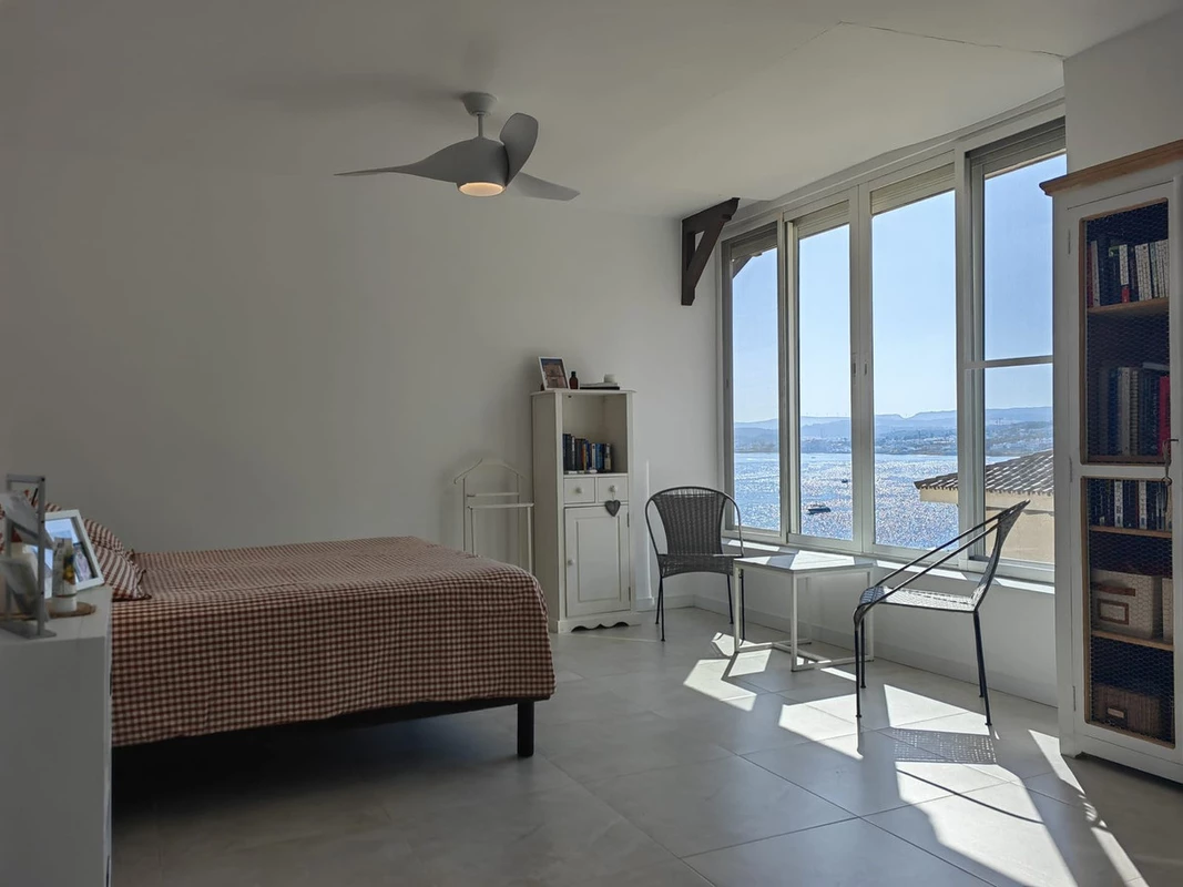 2-5bd7b9d04b45e33852eaf0ec6670150d