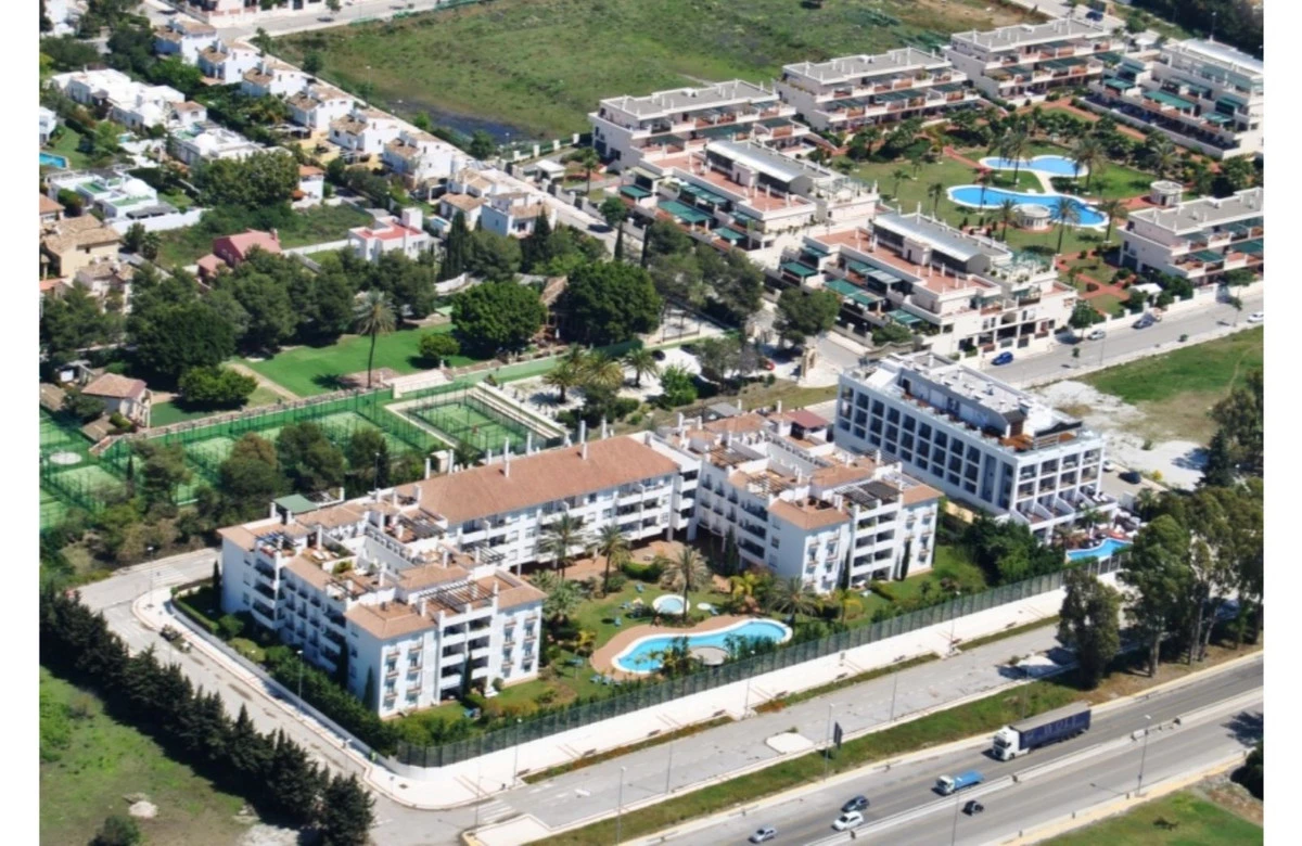 2-5bd7b9d04b45e33852eaf0ec6670150d