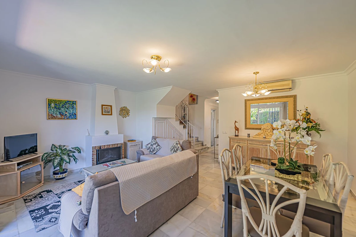 3-e898b2bb2a2fdfd06d2c39894dce8316