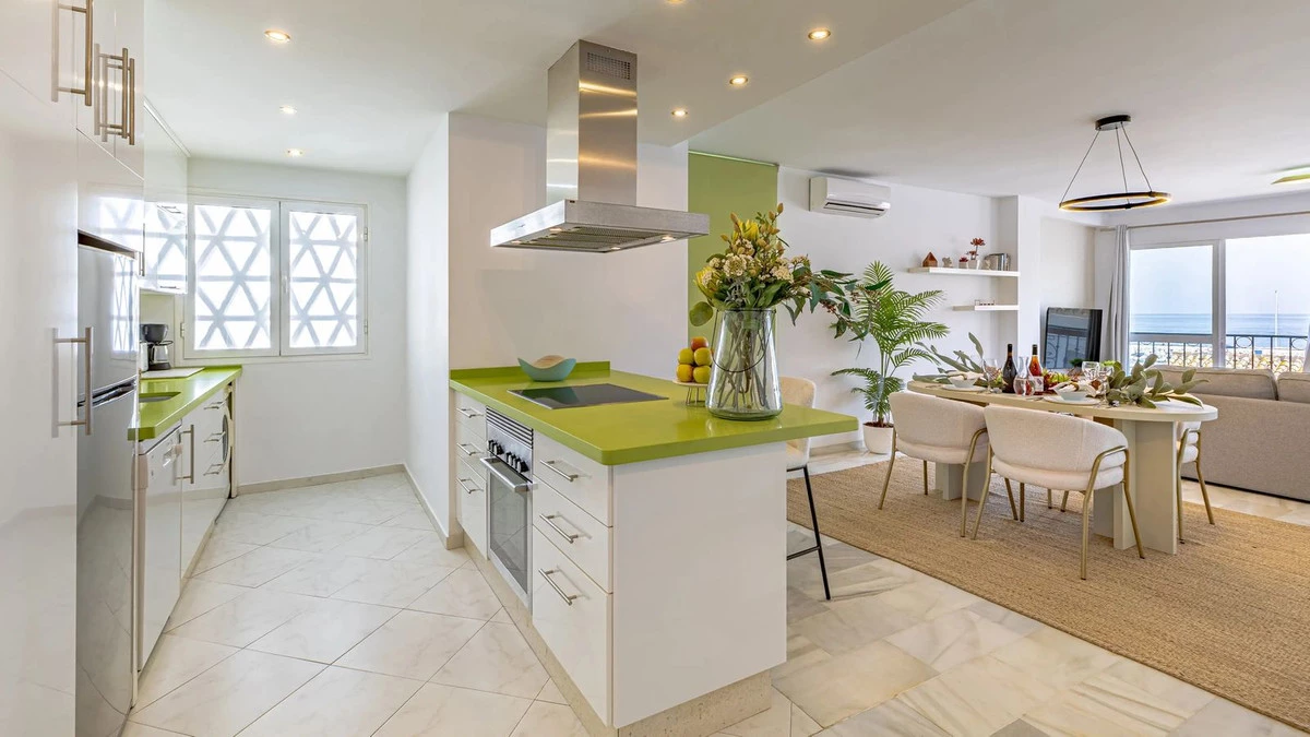 8-e64a9055bba3e77ac8aca3b893cdf826