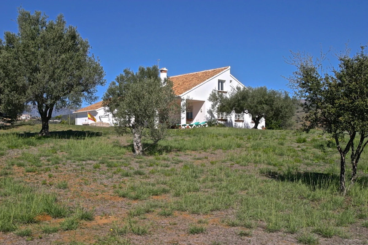 9-467d0cee5b725f3ef65f102a0c2e69c0