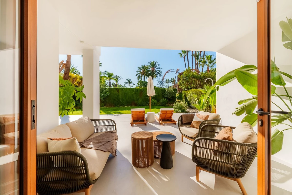 9-467d0cee5b725f3ef65f102a0c2e69c0