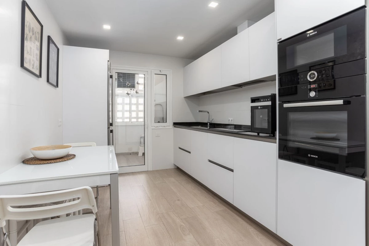 2-5bd7b9d04b45e33852eaf0ec6670150d