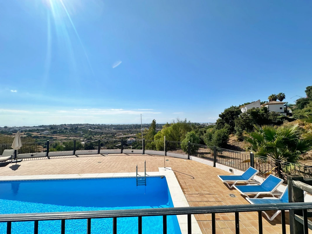 1-7980e48d732b6fc85c14b43b94d2aa54