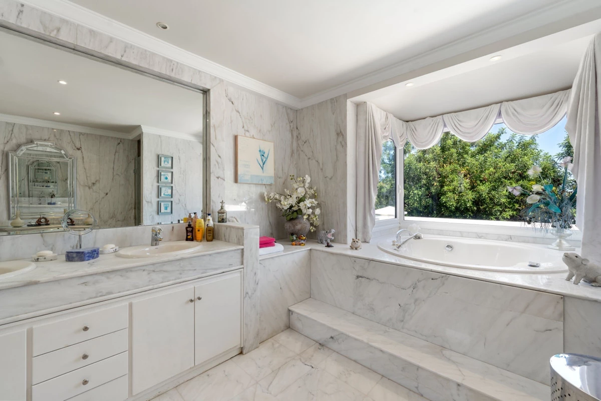 7-aa4cc561180b369757c0bb4af9886cd3