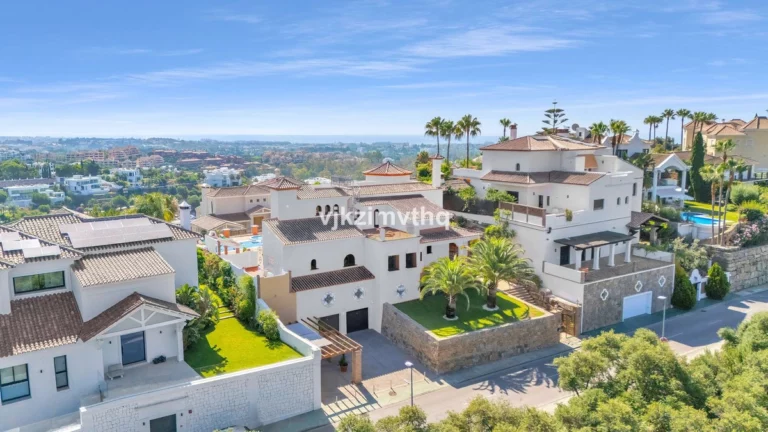 R4894894 | Detached Villa in Benahavís – € 2,150,000 – 5 beds, 4 baths