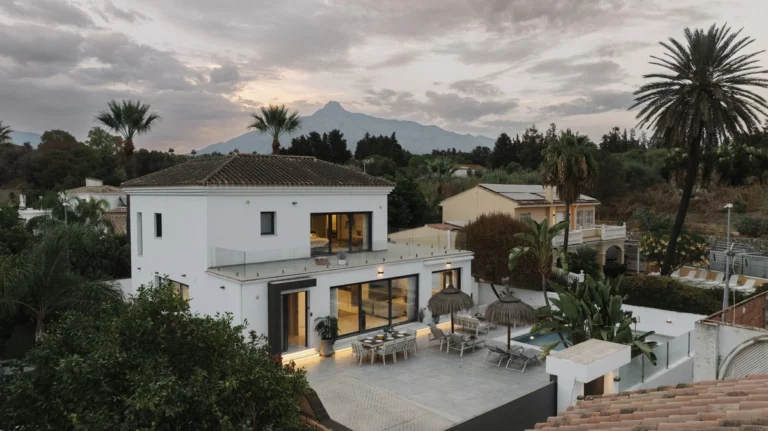 R4074745 | Detached Villa in Puerto Banús – € 2,695,000 – 4 beds, 3 baths