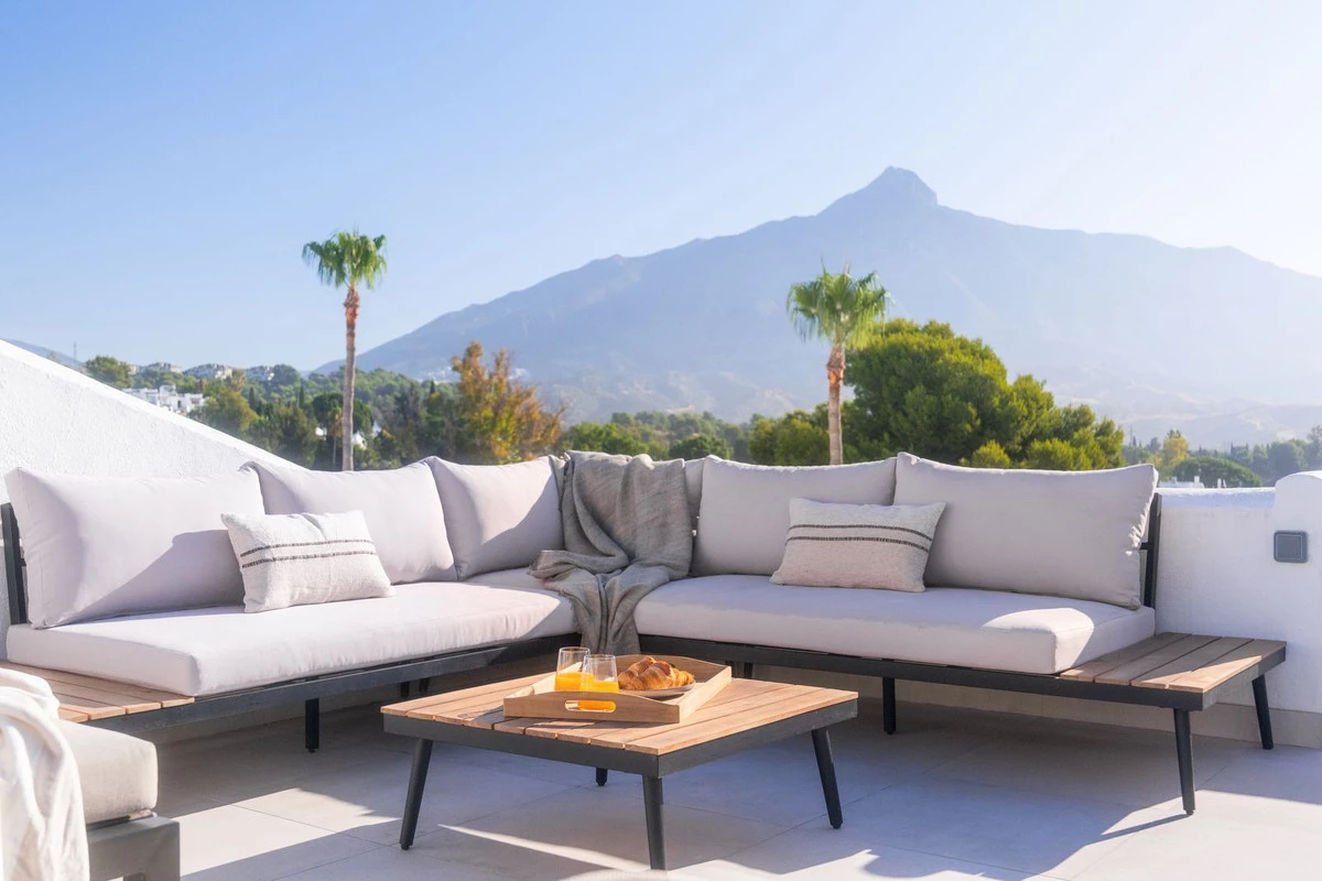 2-5bd7b9d04b45e33852eaf0ec6670150d