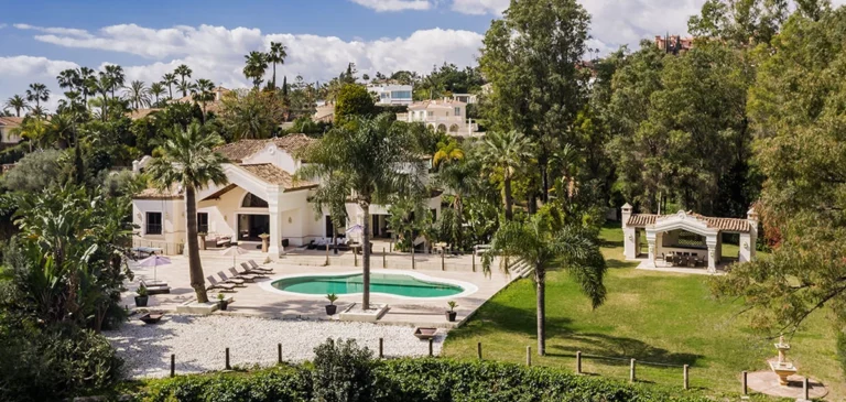 R4439494 | Detached Villa in Nueva Andalucía – € 7,500,000 – 6 beds, 6 baths