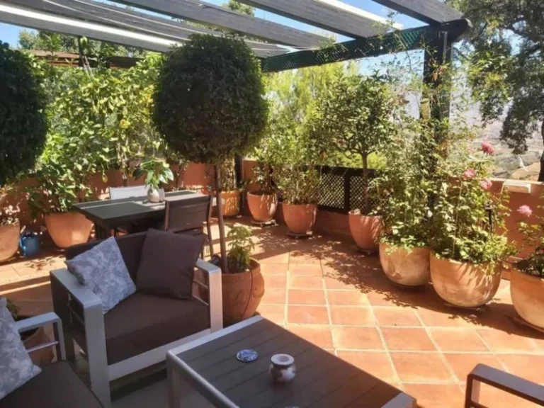 R5144746 | Middle Floor Apartment in Marbella – € 620,000 – 3 beds, 2 baths