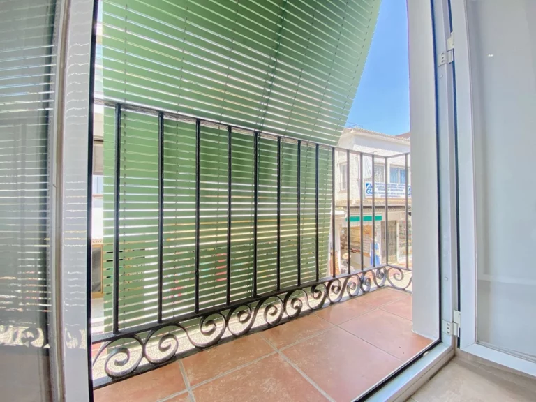 R5060842 | Middle Floor Apartment in Marbella – € 425,000 – 1 beds, 1 baths