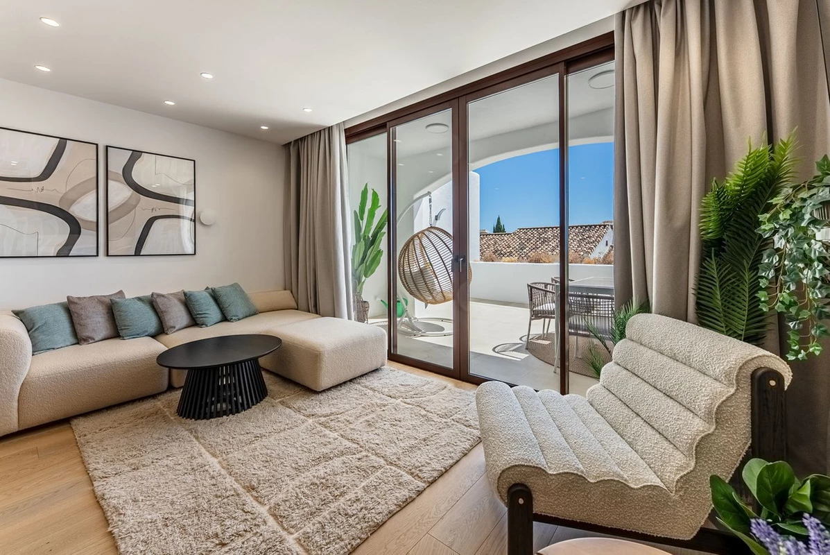 2-5bd7b9d04b45e33852eaf0ec6670150d