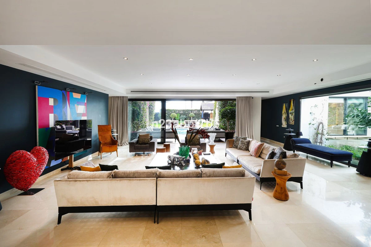 4-c23c0f86247804fa50226aecd8b0b2c8