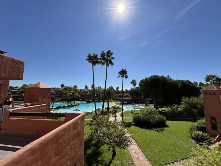 1-7980e48d732b6fc85c14b43b94d2aa54