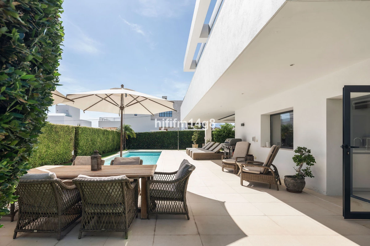 3-e898b2bb2a2fdfd06d2c39894dce8316