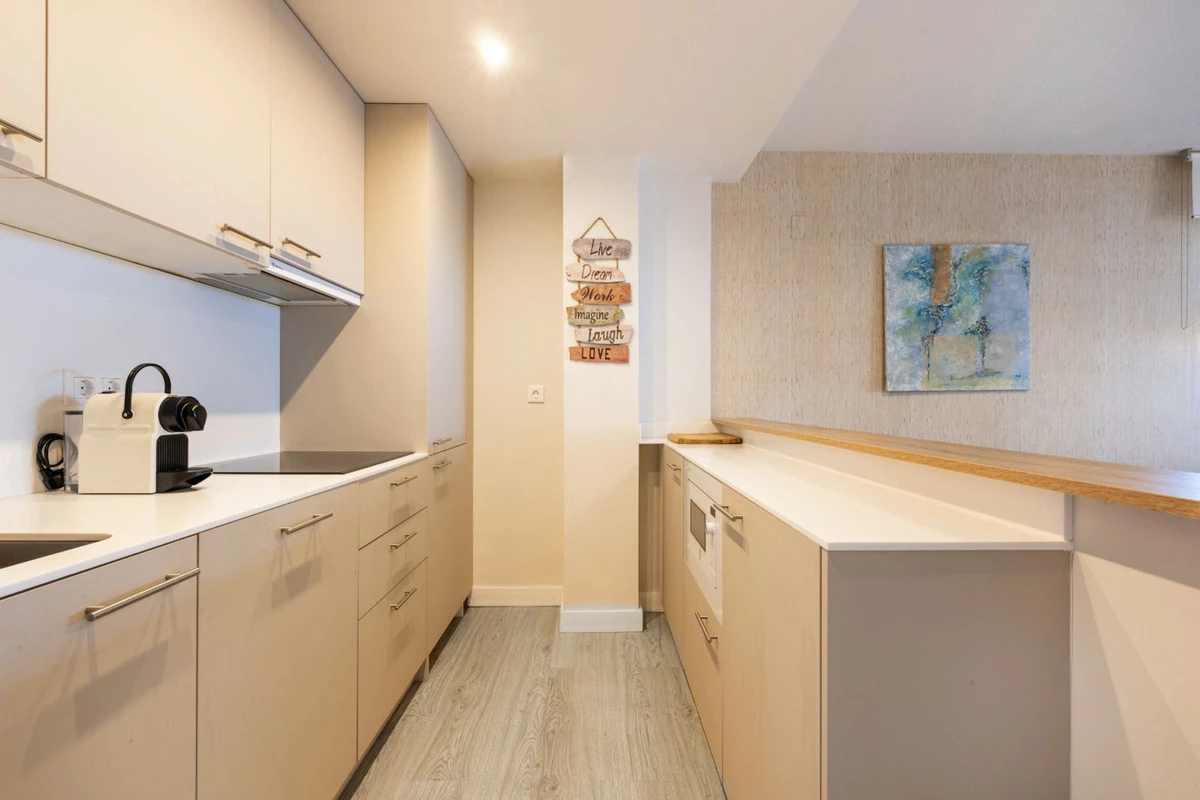 9-467d0cee5b725f3ef65f102a0c2e69c0