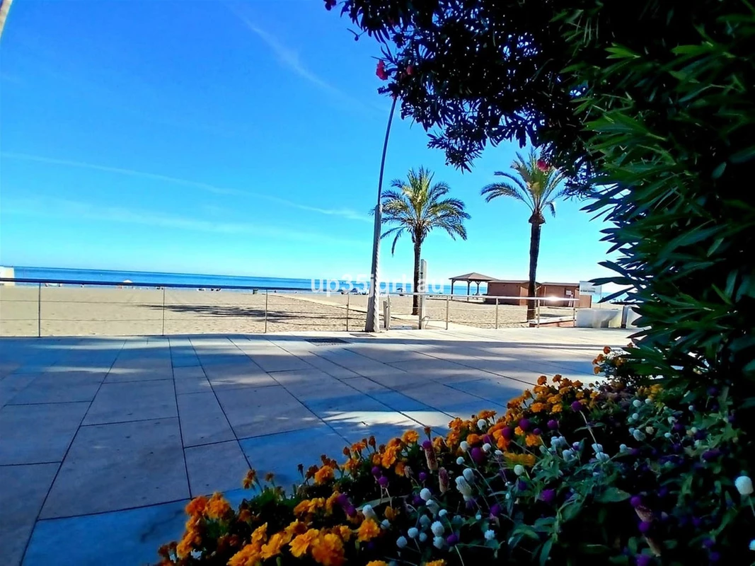 7-aa4cc561180b369757c0bb4af9886cd3