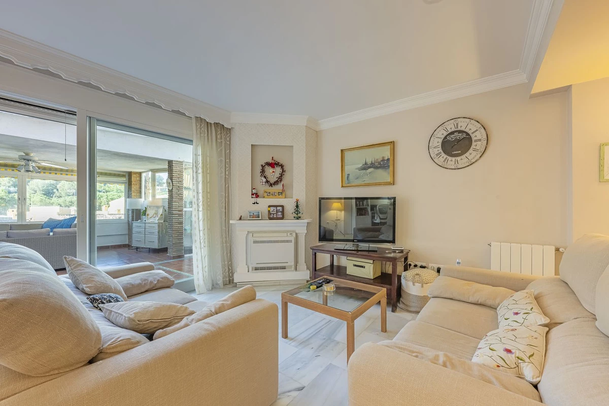 7-aa4cc561180b369757c0bb4af9886cd3