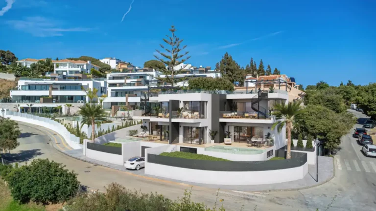 ne-CAVI-B3 | Elegant property located in Marbella with balcony