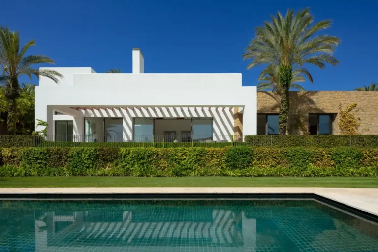 ne-FCG45-B6 | Country home situated in Casares covered terrace