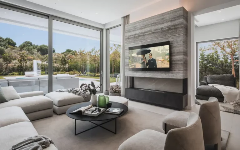 ne-KNH-B5-03 | 5 beds mansion with 663m² Estepona area with outdoor living