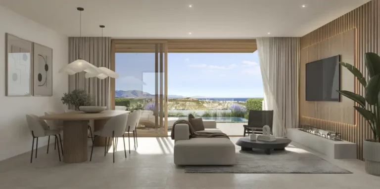 ne-KRVM-B3-11 | Spacious 3 bed townhouse 128m² of living space prime Manilva location