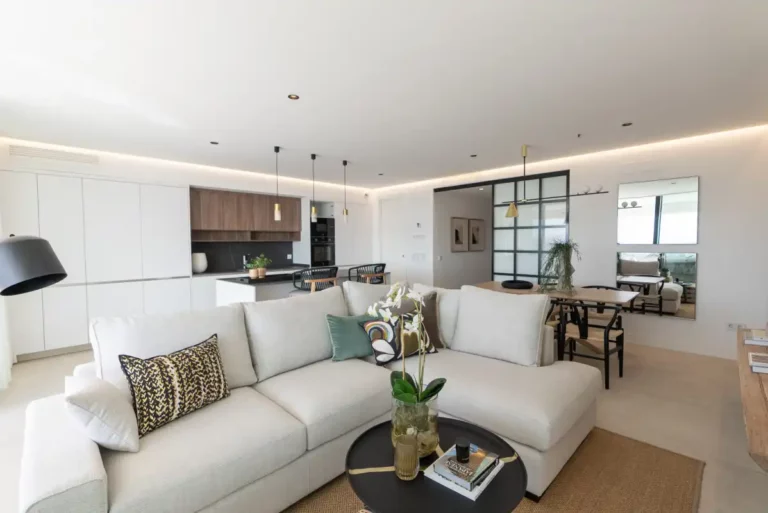 ne-MDEH-P1-DA-B3-02 | Premium 3 bedroom living space in the heart of Estepona