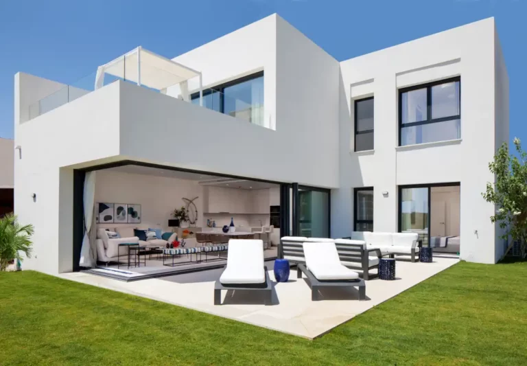 ne-TDCSE-B2 | Flat generous 111m² Casares residence