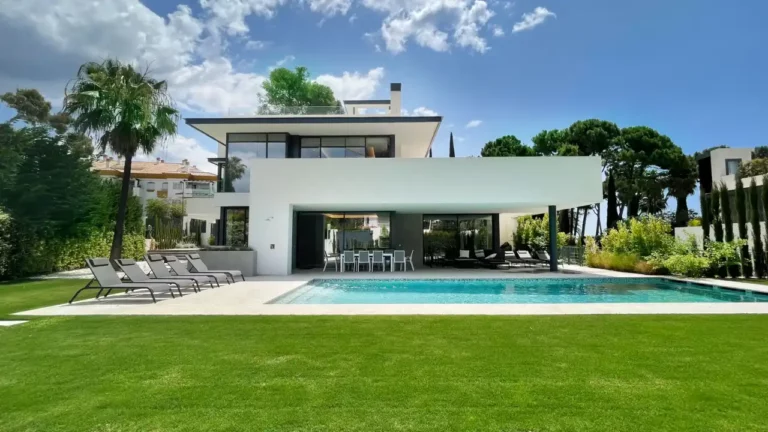 ne-VISO-B5 | Two bed luxury home in beautiful Marbella