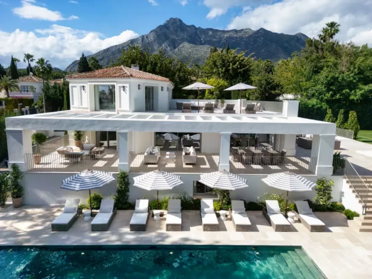 ne-VISU-B6 | Contemporary villa 712 square metre in Marbella, Spain with outdoor living