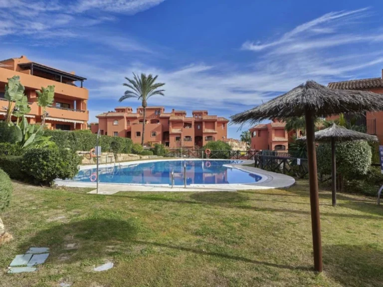 R5167165 | Ground Floor Apartment in Estepona – € 395,000 – 2 beds, 2 baths