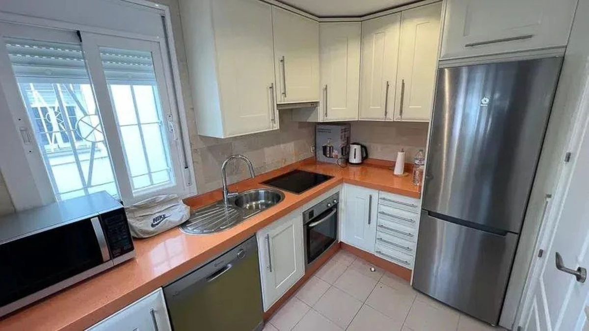 7-aa4cc561180b369757c0bb4af9886cd3