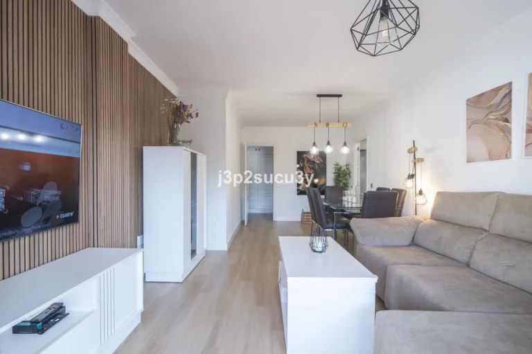 R5168623 | Middle Floor Apartment in San Pedro de Alcántara – € 436,500 – 3 beds, 2 baths