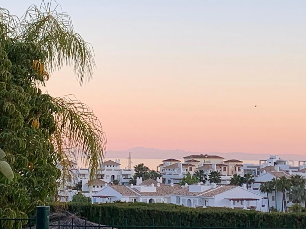 2-5bd7b9d04b45e33852eaf0ec6670150d