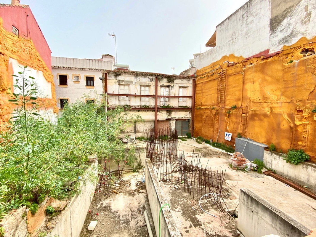 2-5bd7b9d04b45e33852eaf0ec6670150d