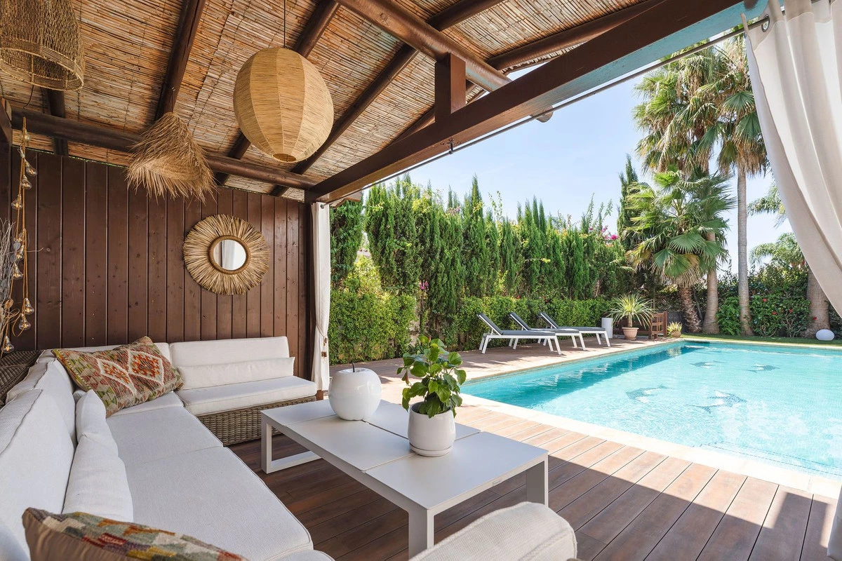 4-c23c0f86247804fa50226aecd8b0b2c8