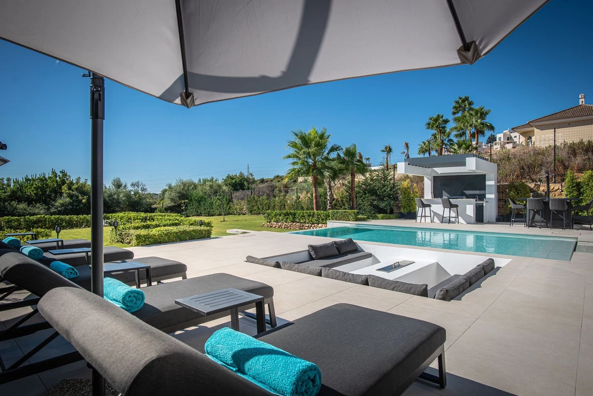 9-467d0cee5b725f3ef65f102a0c2e69c0