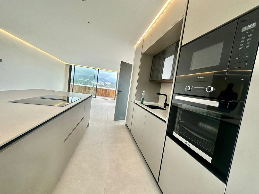 7-aa4cc561180b369757c0bb4af9886cd3