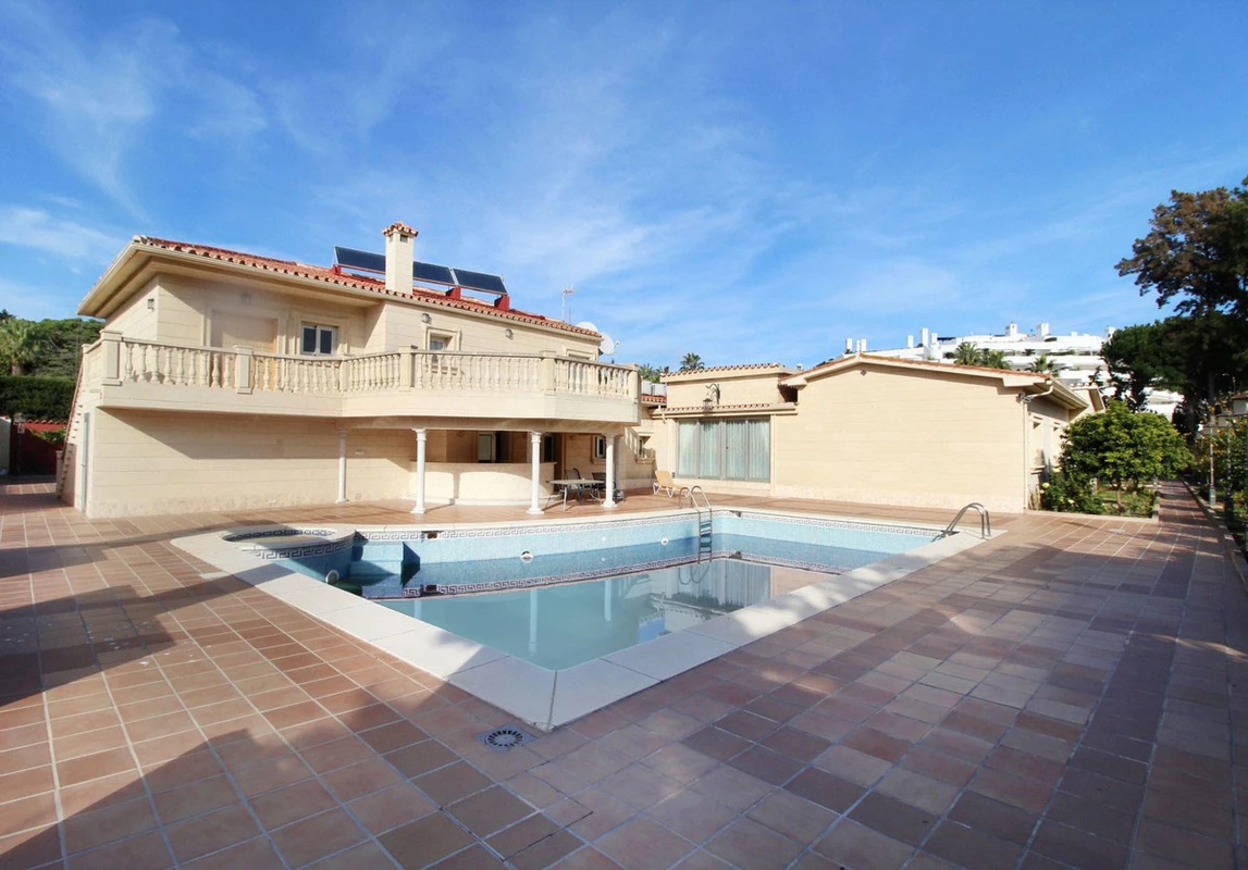 9-467d0cee5b725f3ef65f102a0c2e69c0