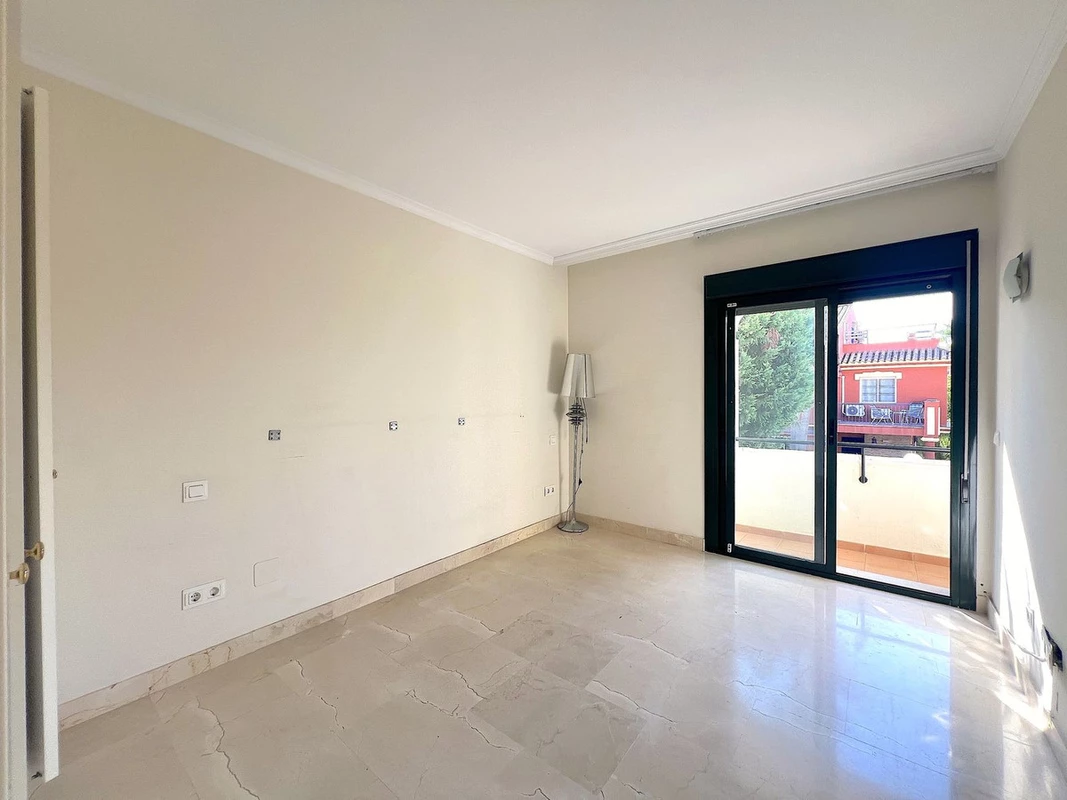 9-467d0cee5b725f3ef65f102a0c2e69c0