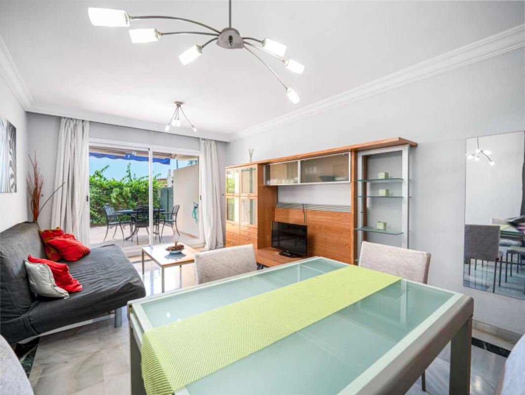 4-c23c0f86247804fa50226aecd8b0b2c8