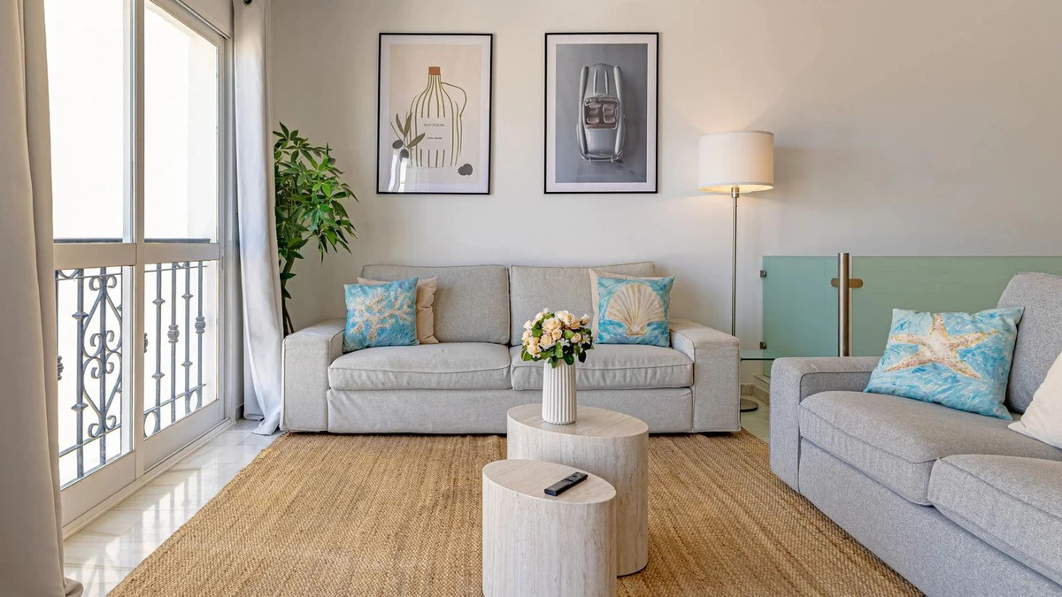 7-aa4cc561180b369757c0bb4af9886cd3