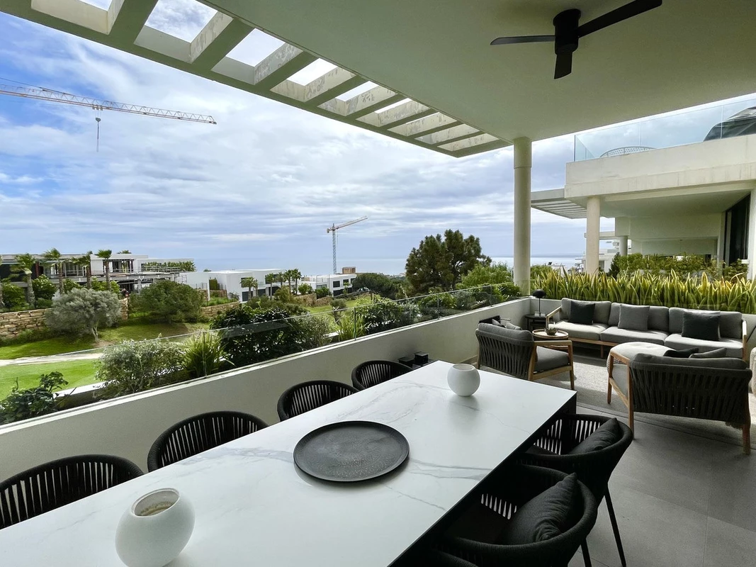 2-5bd7b9d04b45e33852eaf0ec6670150d