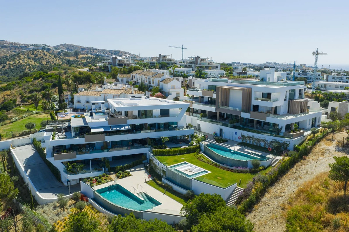 2-5bd7b9d04b45e33852eaf0ec6670150d