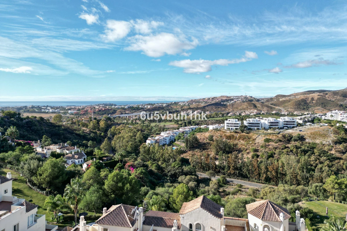 2-5bd7b9d04b45e33852eaf0ec6670150d