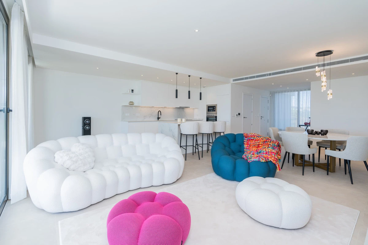 8-e64a9055bba3e77ac8aca3b893cdf826