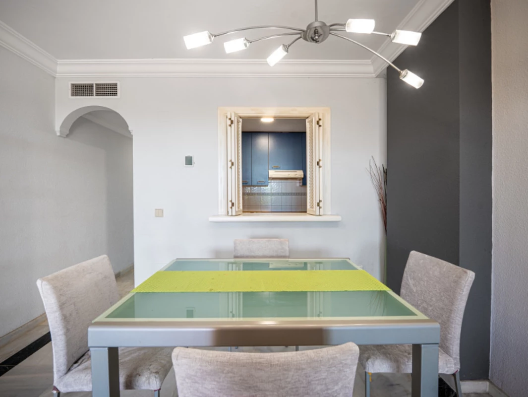 8-e64a9055bba3e77ac8aca3b893cdf826