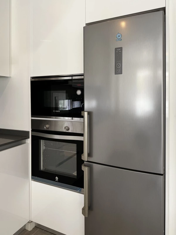 8-e64a9055bba3e77ac8aca3b893cdf826